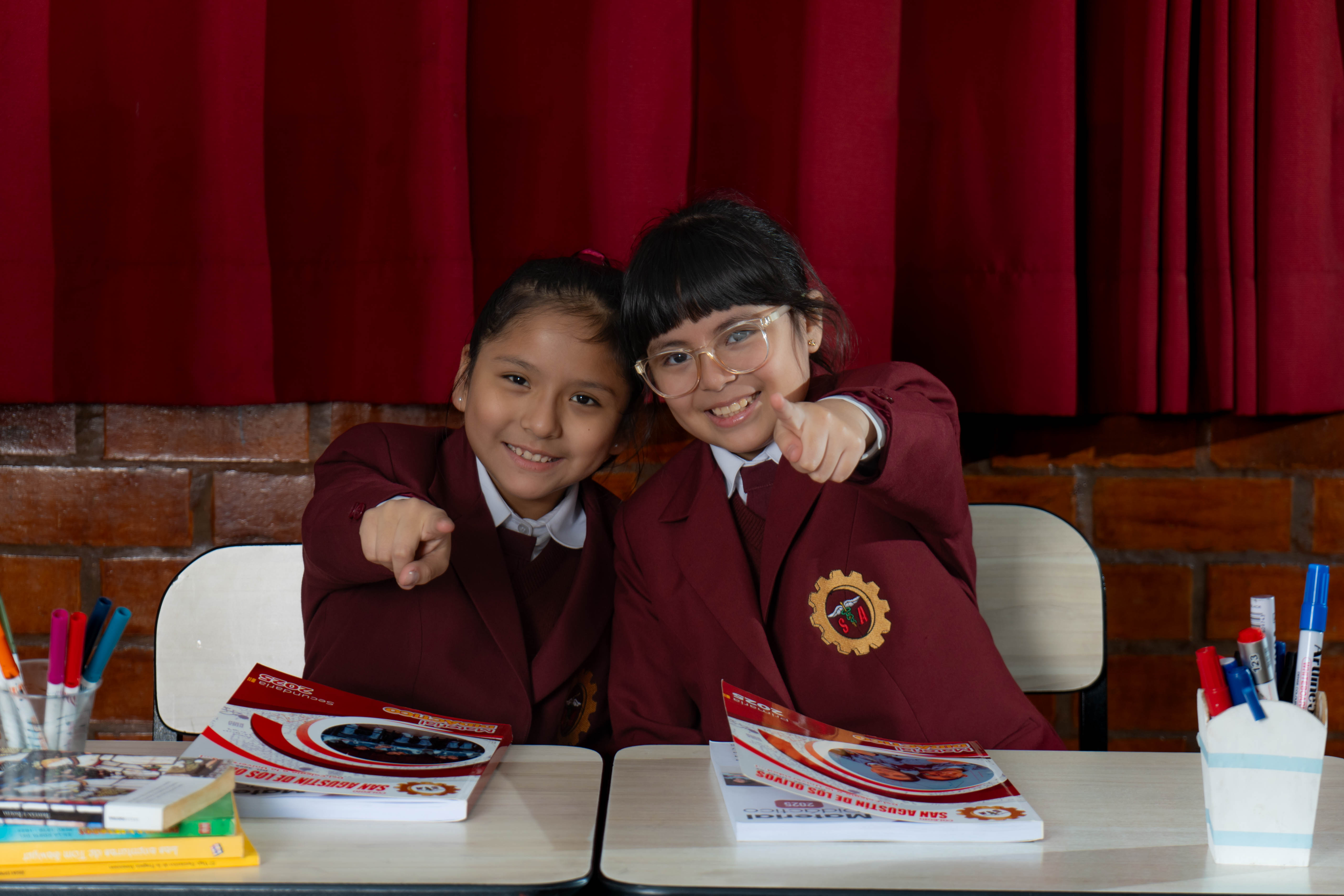 Estudiantes de nivel Primaria